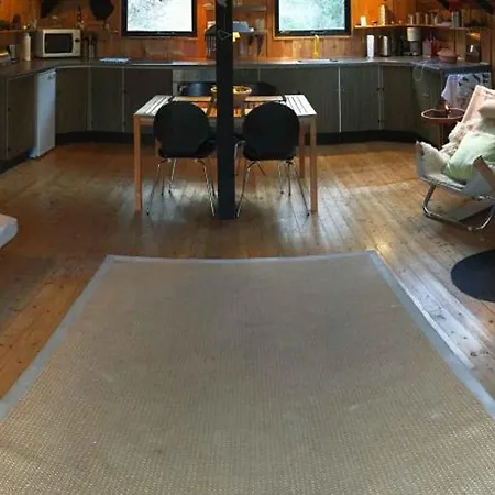 בית נופש On Facing A Large Natural Area